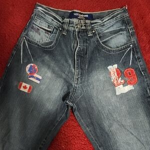 Lot 29 Men's Relaxed Fit Denim with Patch Details